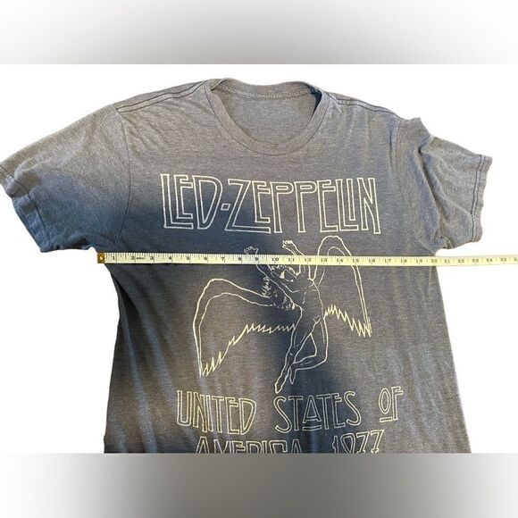 Led Zeppelin- Achilles Last Stand Grey Blue Short Sleeve T-shirt, Size Large - Picture 7 of 10